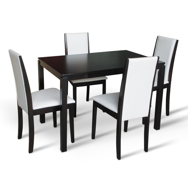 Nábytok vyrobený zdreva. Drevený jedálenský set