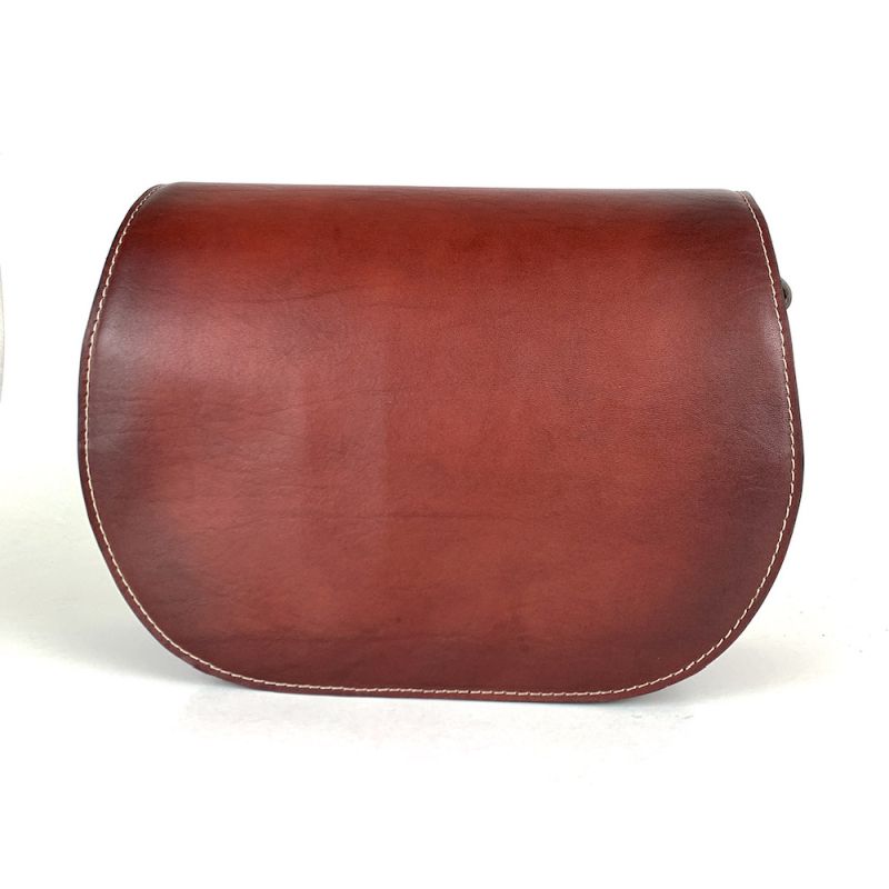 Bordová kožená kabelka, ručne tieňovaná, uzatváranie - skrytý magnet