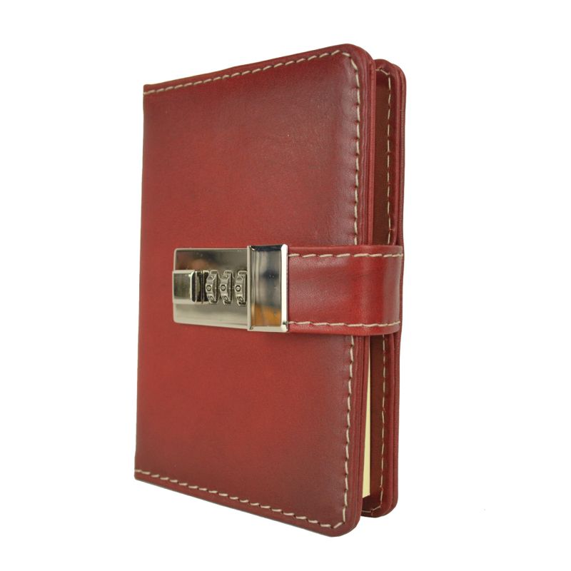 Kožený zápisník MINI s číselným zámkom v tmavo červenej farbe, ručne tieňovaný