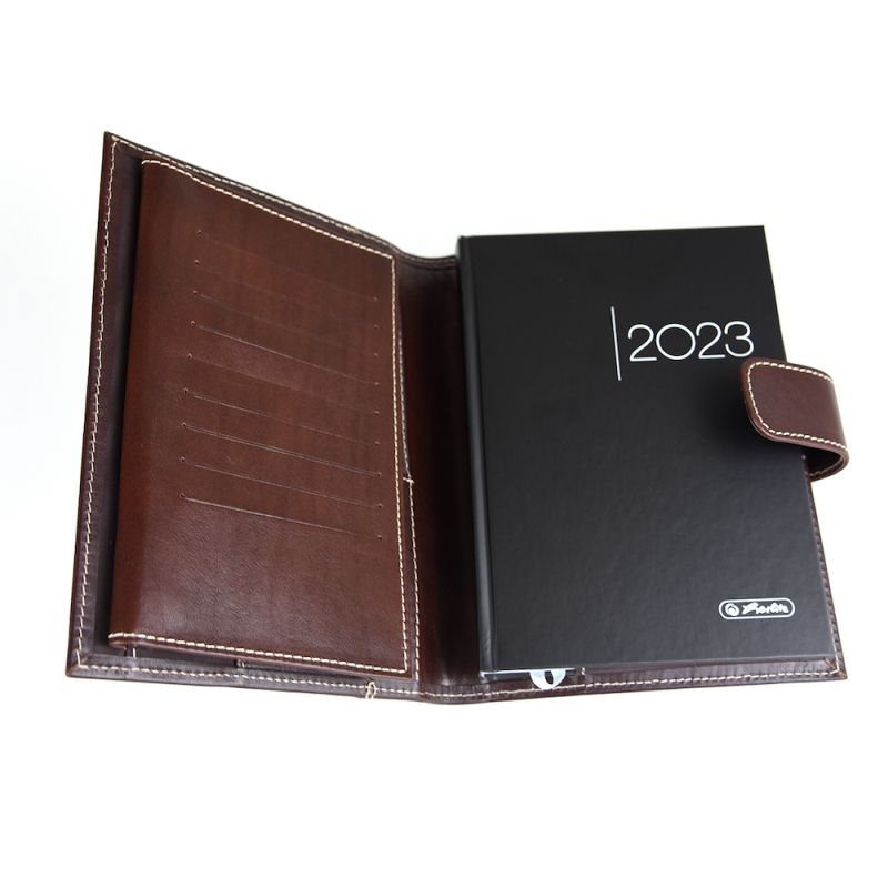 Kožený pracovný diár v tmavo hnedej farbe (svetlé prešitie)