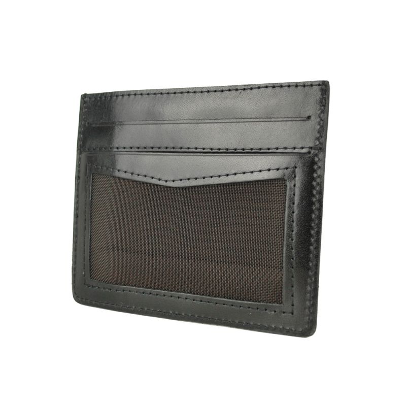 Jednoduché púzdro na karty z pravej kože v čiernej farbe