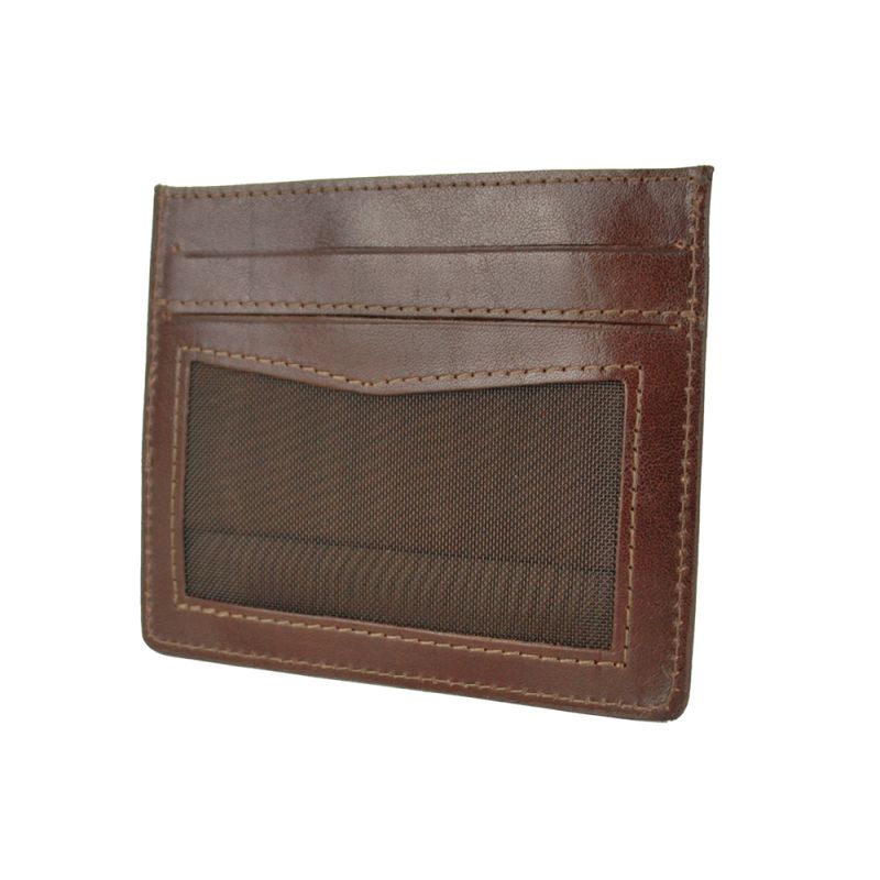 Jednoduché púzdro na karty z pravej kože v tmavo hnedej farbe