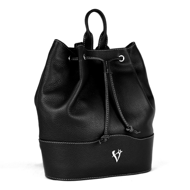 Kožený batoh z pravej kože v čiernej farbe