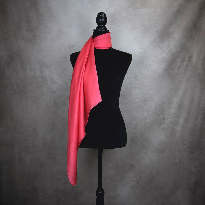 Hodvábna šatka LOSOSOVÁ, 90 x 90cm