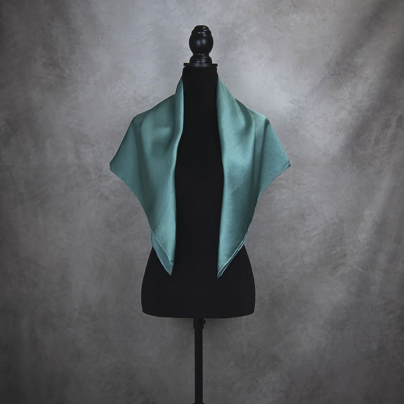 Hodvábna šatka PETROLEJOVÁ 90 x 90cm