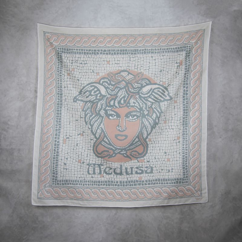 Hodvábna šatka LOSOSOVÁ MEDÚZA, 85 x 85cm, Vyrobená na Slovensku
