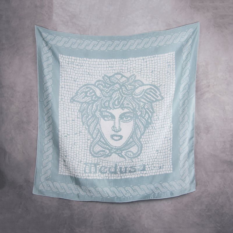 Hodvábna šatka TYRKYSOVÁ MEDÚZA, 85 x 85cm, Vyrobená na Slovensku