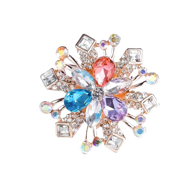 Ozdobný trojprstenec v tvare farebného kvetu