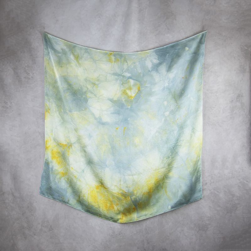 Ručne vyrábaná Hodvábna Šatka LIMITED_243, 90 × 90 cm, Jeden kus