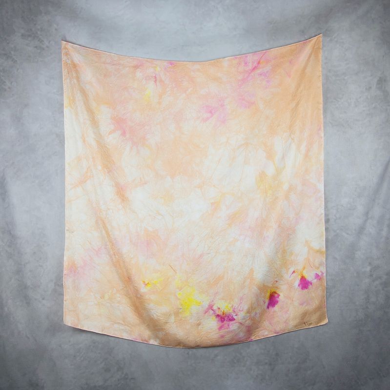 Hodvábna šatka VZOR_65, 90x85cm, Made in Slovakia