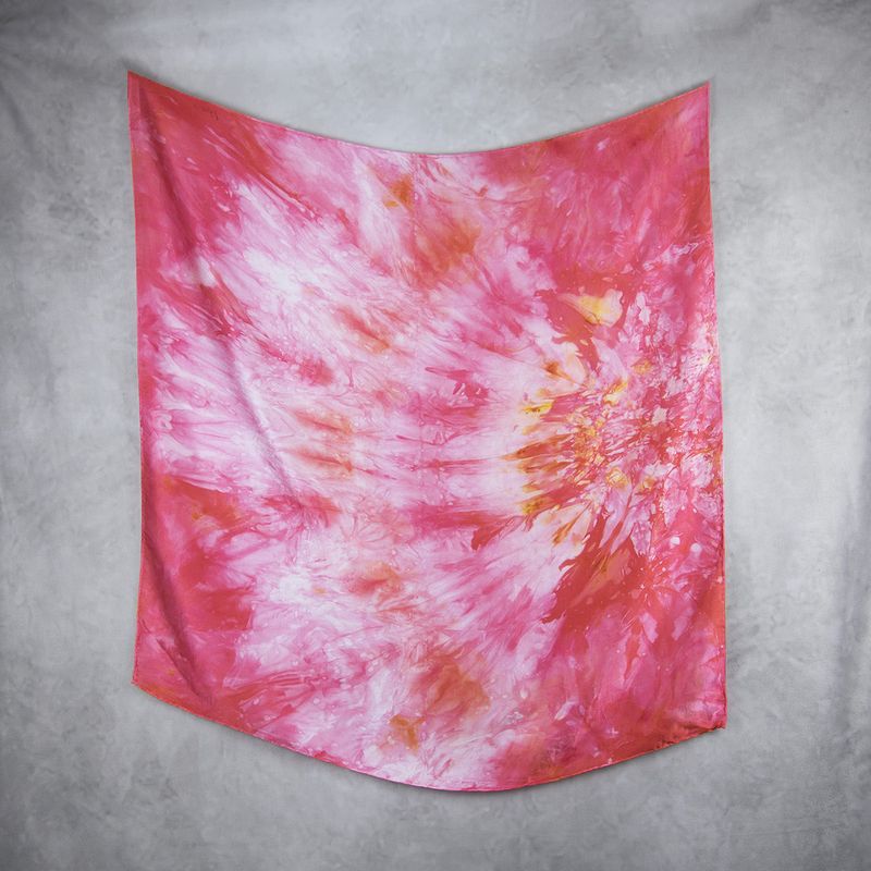 Luxusná hodvábna šatka LIMITED_332, Vyrobená na Slovensku, 90 x 90cm