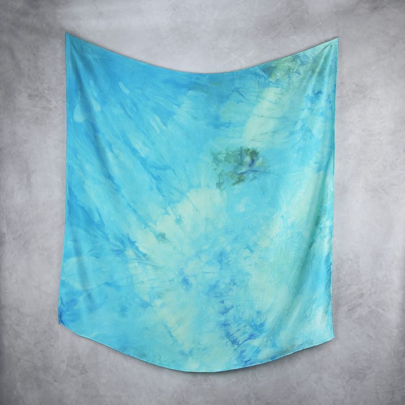 Luxusná hodvábna šatka LIMITED_334, Vyrobená na Slovensku, 90 x 90cm