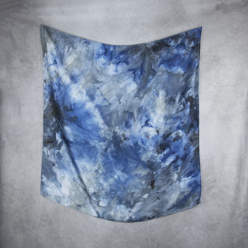 Luxusná hodvábna šatka LIMITED_340, Vyrobená na Slovensku, 90 x 90cm