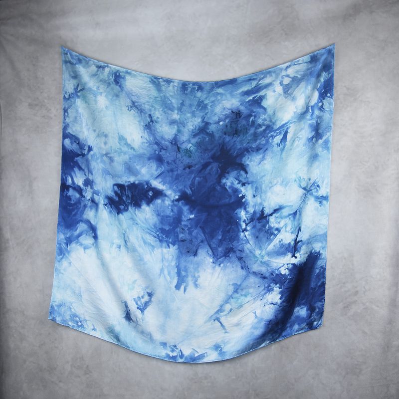 Luxusná hodvábna šatka LIMITED_346, Vyrobená na Slovensku, 90 x 90cm