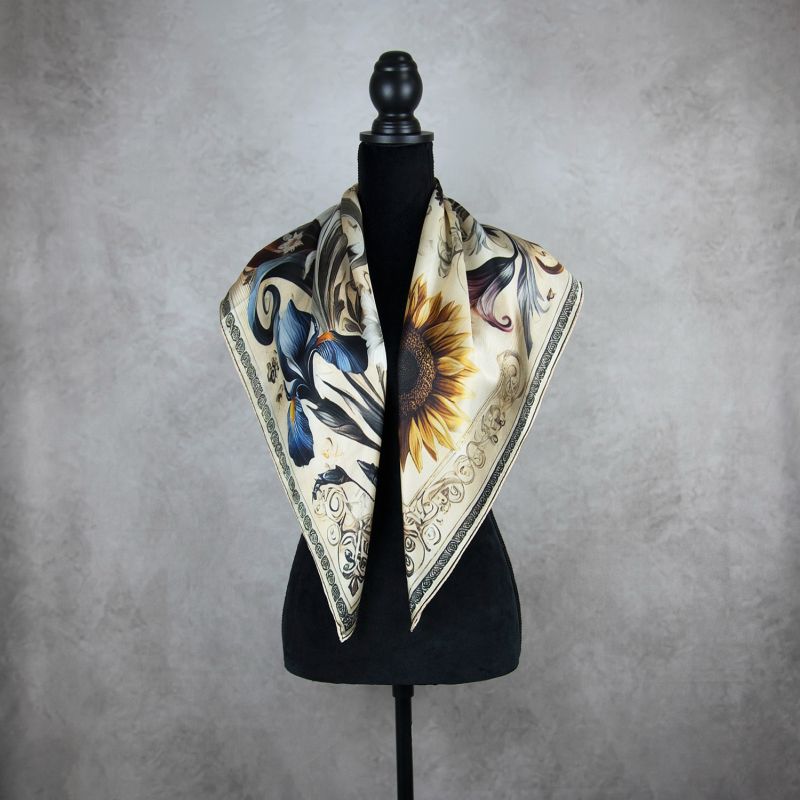 Módna hodvábna šatka LÚČNE KVETY - BÉŽOVÉ, 90 x 90cm, MADE IN SLOVAKIA