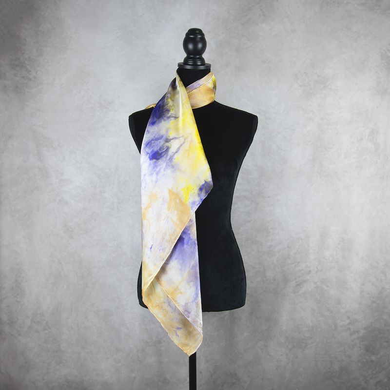 LIMITED_225 – Ručne vyrábaná Hodvábna Šatka 90 × 90 cm, Jeden kus