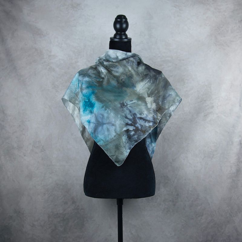 Hodvábna šatka VZOR_50, 85 x 90cm, Made in Slovakia