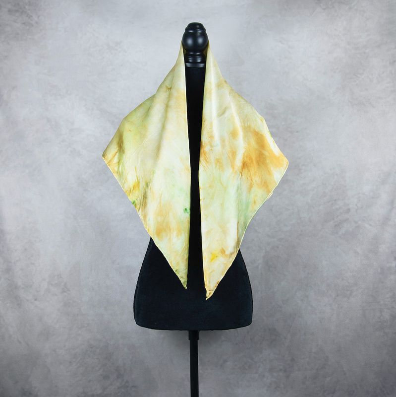 Luxusná hodvábna šatka LIMITED_325, Vyrobená na Slovensku, 90x90cm