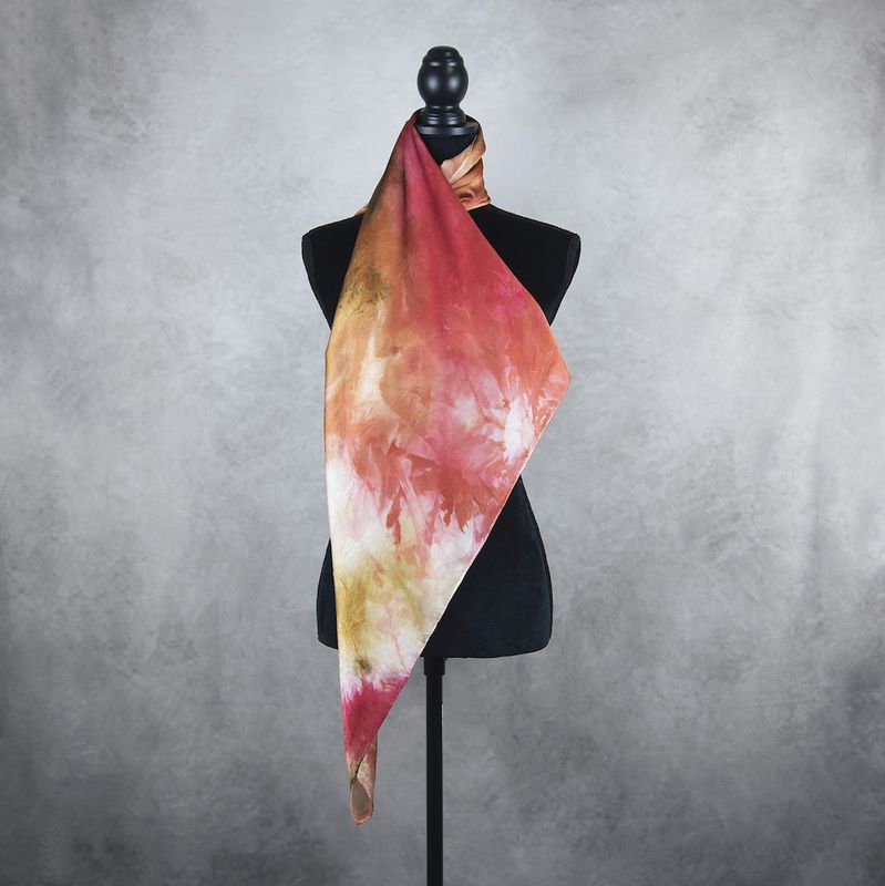Luxusná hodvábna šatka LIMITED_326, Vyrobená na Slovensku, 90 x 90cm