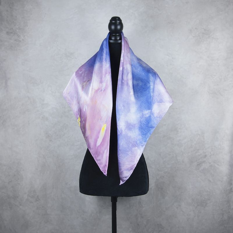 Luxusná hodvábna šatka LIMITED_336, Vyrobená na Slovensku, 90 x 90cm