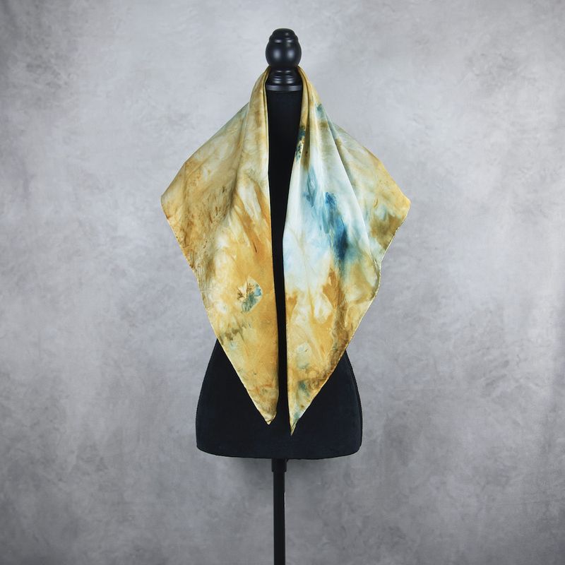 Luxusná hodvábna šatka LIMITED_338, Vyrobená na Slovensku, 90 x 90cm