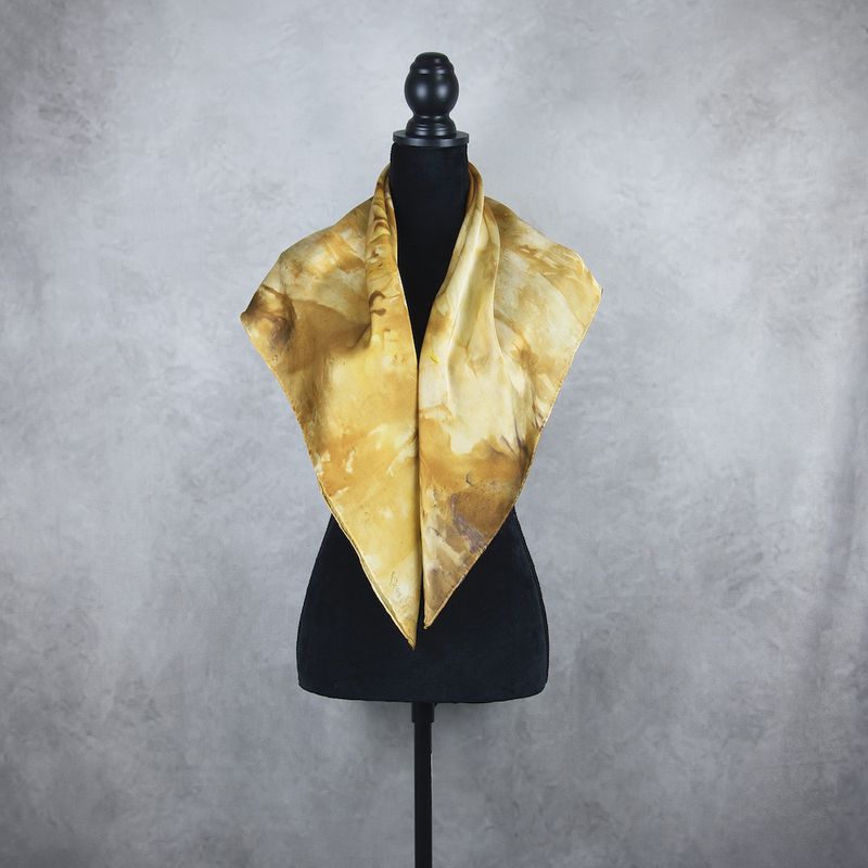 Luxusná hodvábna šatka LIMITED_351, Vyrobená na Slovensku, 90 x 90cm