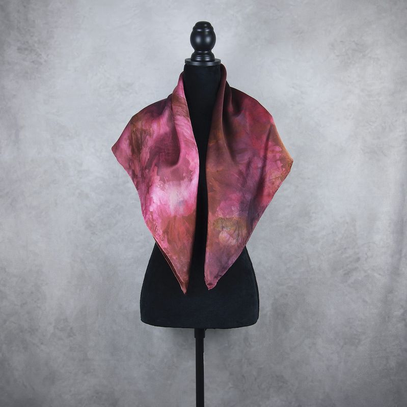 Luxusná hodvábna šatka LIMITED_352, Vyrobená na Slovensku, 90 x 90cm