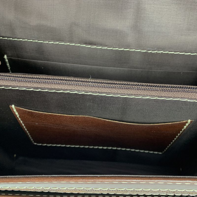 Crossbody kožená kabelka, tmavo hnedá, uzatváranie - magnet