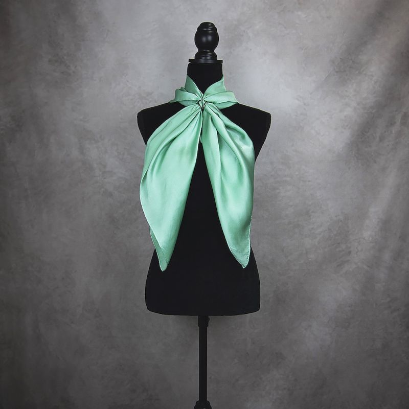 Hodvábna šatka SMARAGDOVO ZELENÁ 90 x 90cm