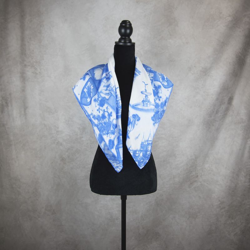 Módna hodvábna šatka SLOVENSKO BLUE, 90 x 90cm, Made in SLOVAKIA