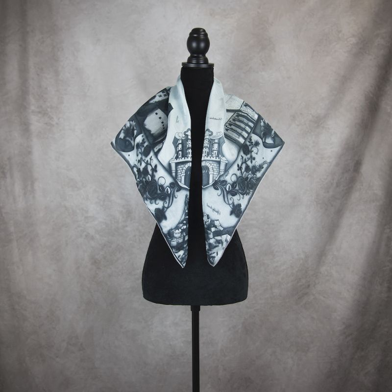 Hodvábna šatka SLOVENSKO NEBESKY MODRÁ, 85 x 85cm, Vyrobená na Slovensku