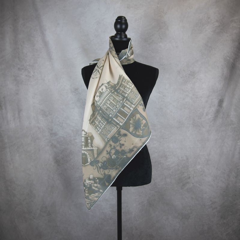 Módna hodvábna šatka SLOVENSKO HNEDÁ_2, 90 x 90cm, Made in SLOVAKIA