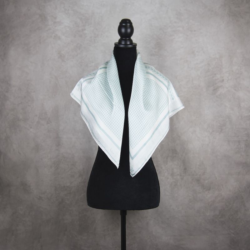 Hodvábna šatka KOHÚTIA STOPA ZELENÁ, 85 x 85cm, Vyrobená na Slovensku