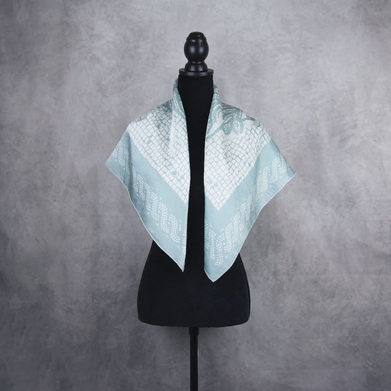 Hodvábna šatka TYRKYSOVÁ MEDÚZA, 85 x 85cm, Vyrobená na Slovensku