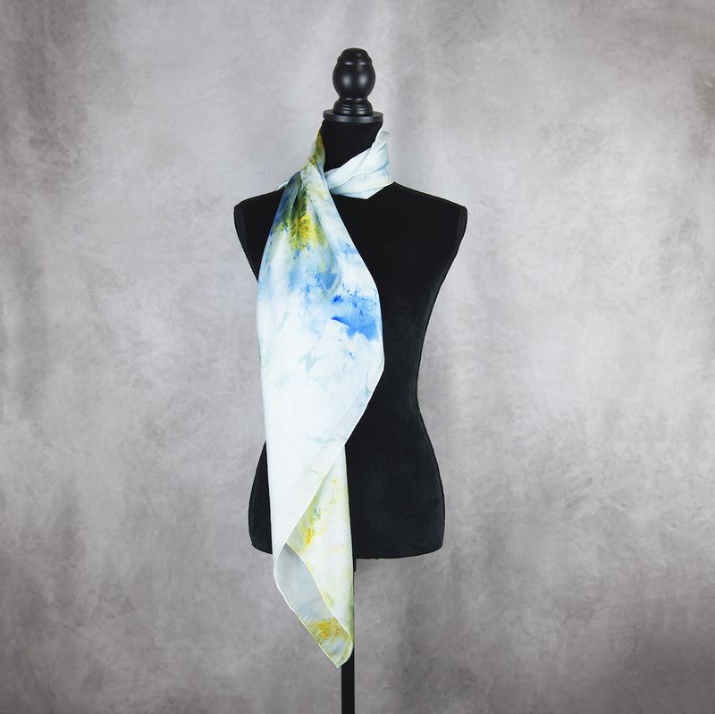 Ručne vyrábaná Hodvábna Šatka LIMITED_238, 90 × 90 cm, Jeden kus