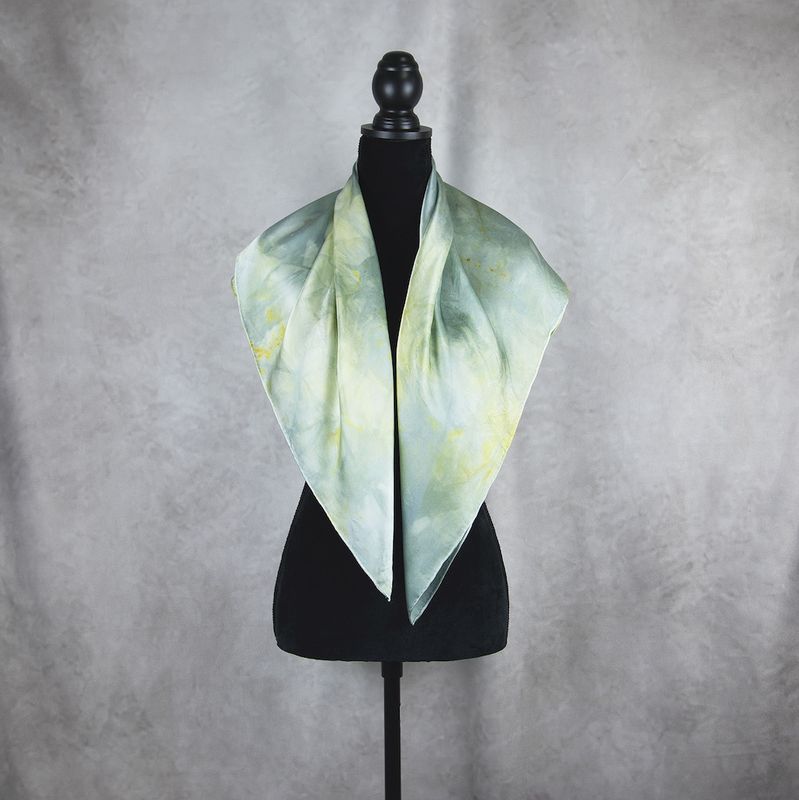 Ručne vyrábaná Hodvábna Šatka LIMITED_243, 90 × 90 cm, Jeden kus