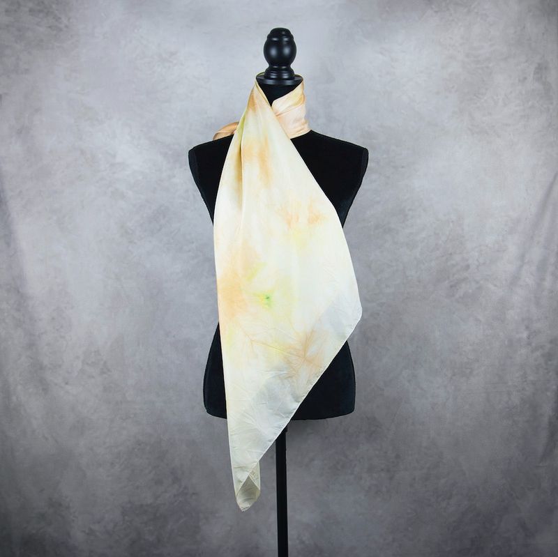 Hodvábna šatka VZOR_62, 90x85cm, Made in Slovakia