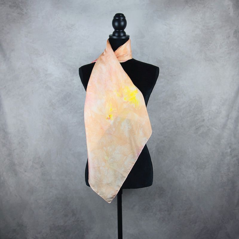 Hodvábna šatka VZOR_65, 90x85cm, Made in Slovakia