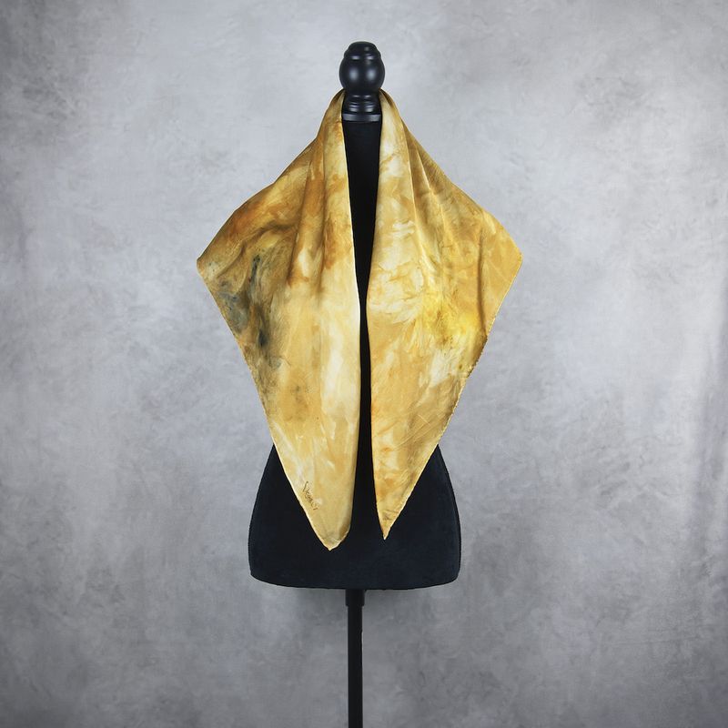 Luxusná hodvábna šatka LIMITED_329, Vyrobená na Slovensku, 90 x 90cm
