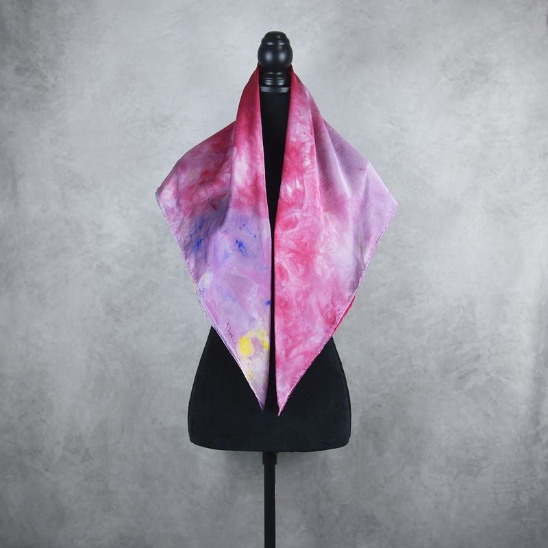 Luxusná hodvábna šatka LIMITED_330, Vyrobená na Slovensku, 90 x 90cm