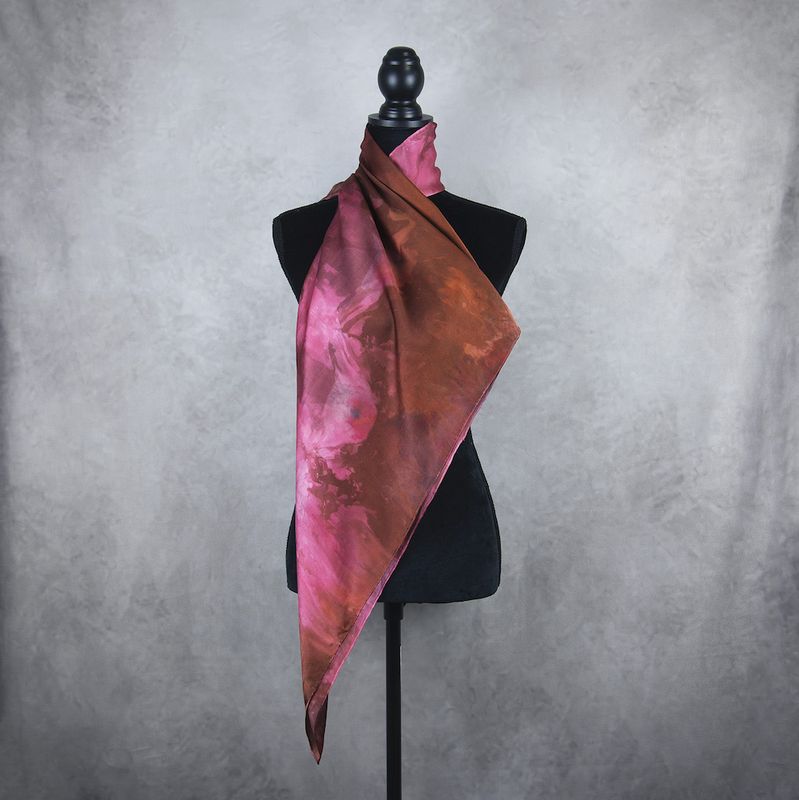 Luxusná hodvábna šatka LIMITED_352, Vyrobená na Slovensku, 90 x 90cm