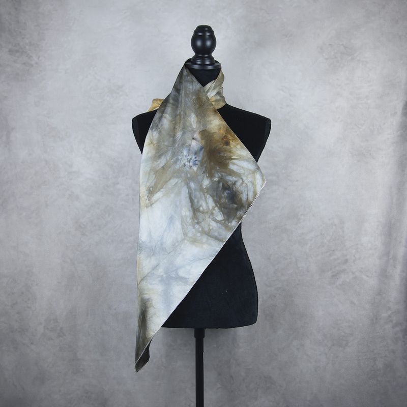 Hodvábna šatka VZOR_93, 80 x 90cm, Made in Slovakia