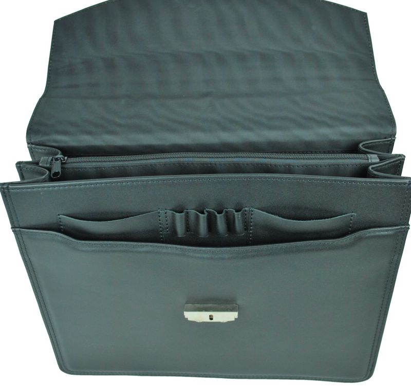 Kožená aktovka z pravej kože č.7756 v čiernej farbe