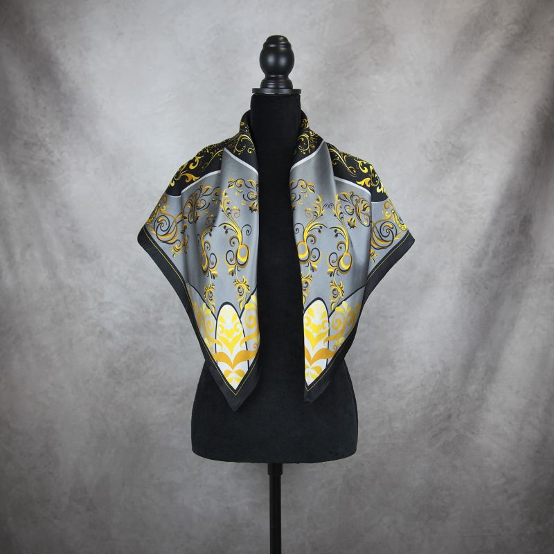Módna hodvábna šatka ORNAMENT - ZLATÝ, 90 x 90cm