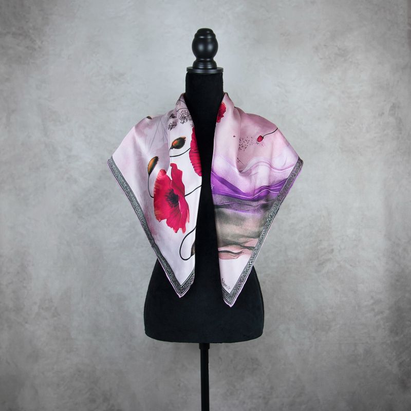 Módna hodvábna šatka MAK VLČÍ - FIALOVÝ, 90 x 90cm, MADE IN SLOVAKIA