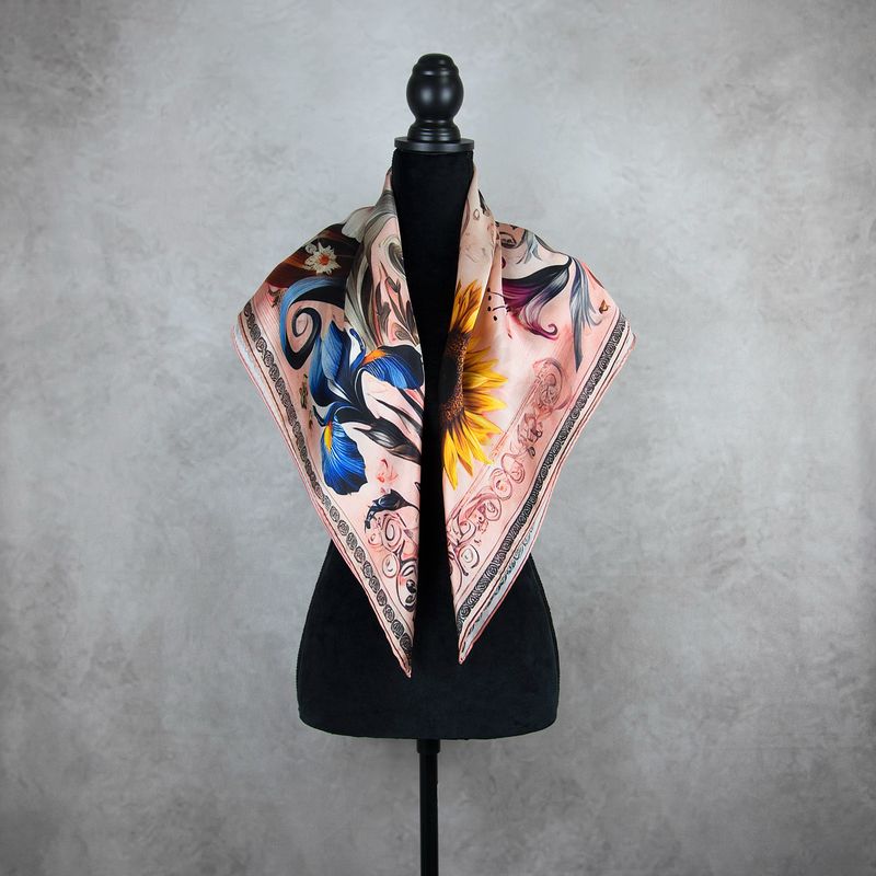 Módna hodvábna šatka LÚČNE KVETY - RUŽOVÉ, 90 x 90cm, MADE IN SLOVAKIA