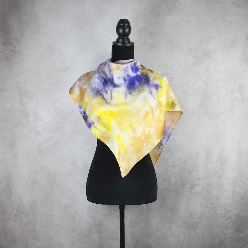 LIMITED_225 – Ručne vyrábaná Hodvábna Šatka 90 × 90 cm, Jeden kus