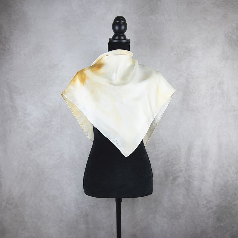 LIMITED_228 – Ručne vyrábaná Hodvábna Šatka 90 × 90 cm, Jeden kus