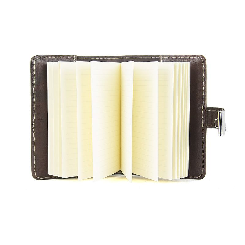 Kožený zápisník MINI s číselným zámkom v tmavo hnedej farbe, ručne tieňovaný