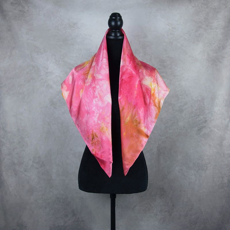 Hodvábna šatka LIMITED_295, Vyrobená na Slovensku, 90x90cm